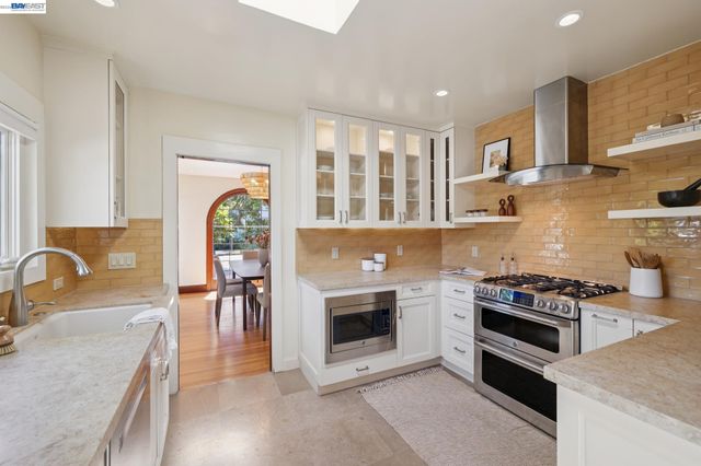 1635 High St, Alameda, CA 94501