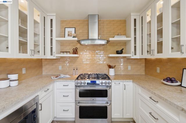 1635 High St, Alameda, CA 94501
