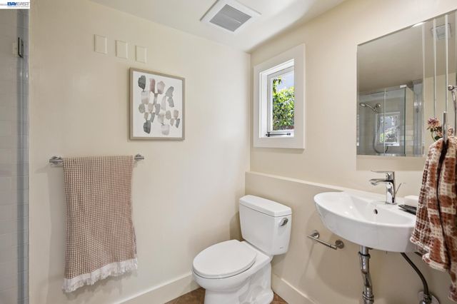 1635 High St, Alameda, CA 94501