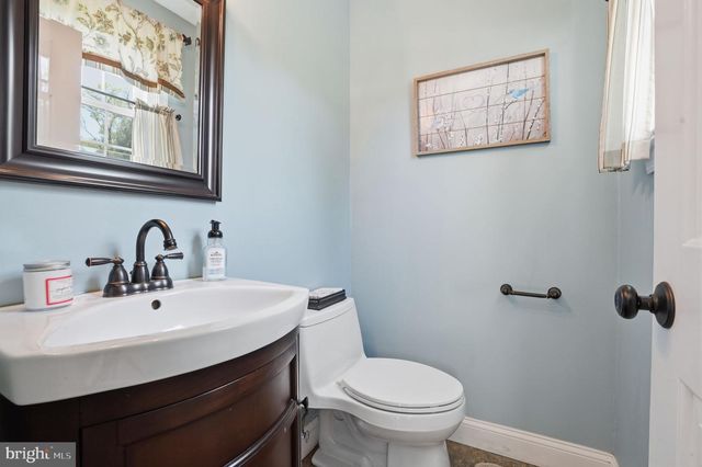 39 ERICH DR, Churchville, PA 18966