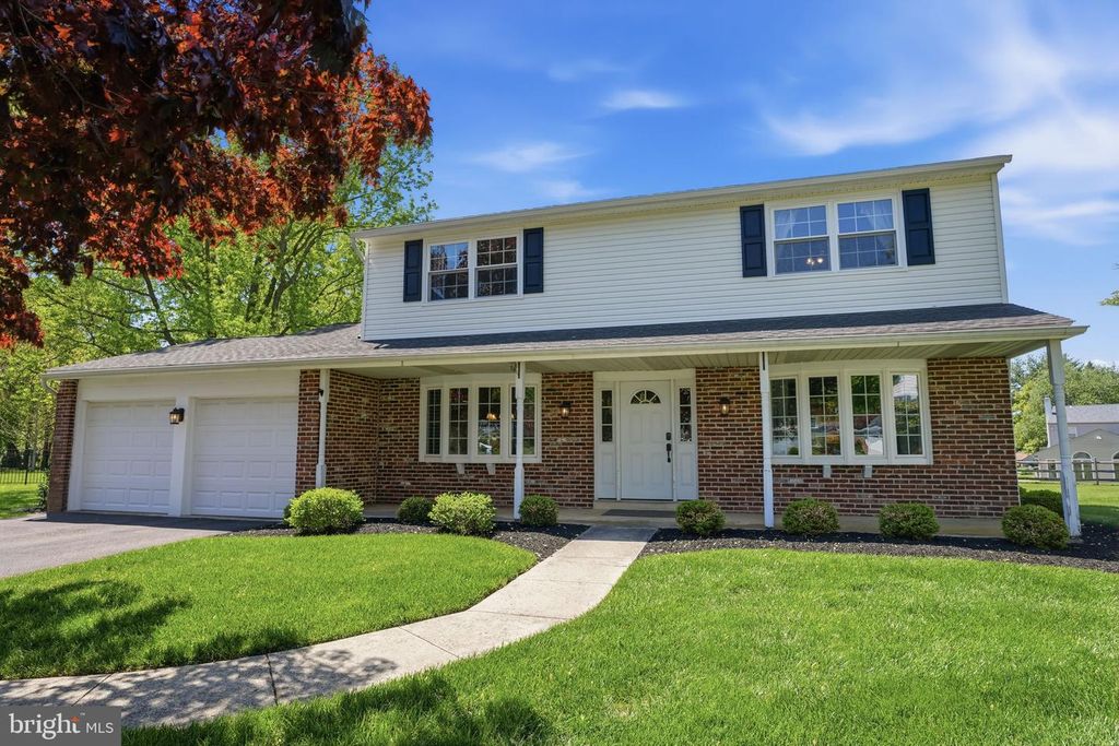 39 ERICH DR, Churchville, PA 18966