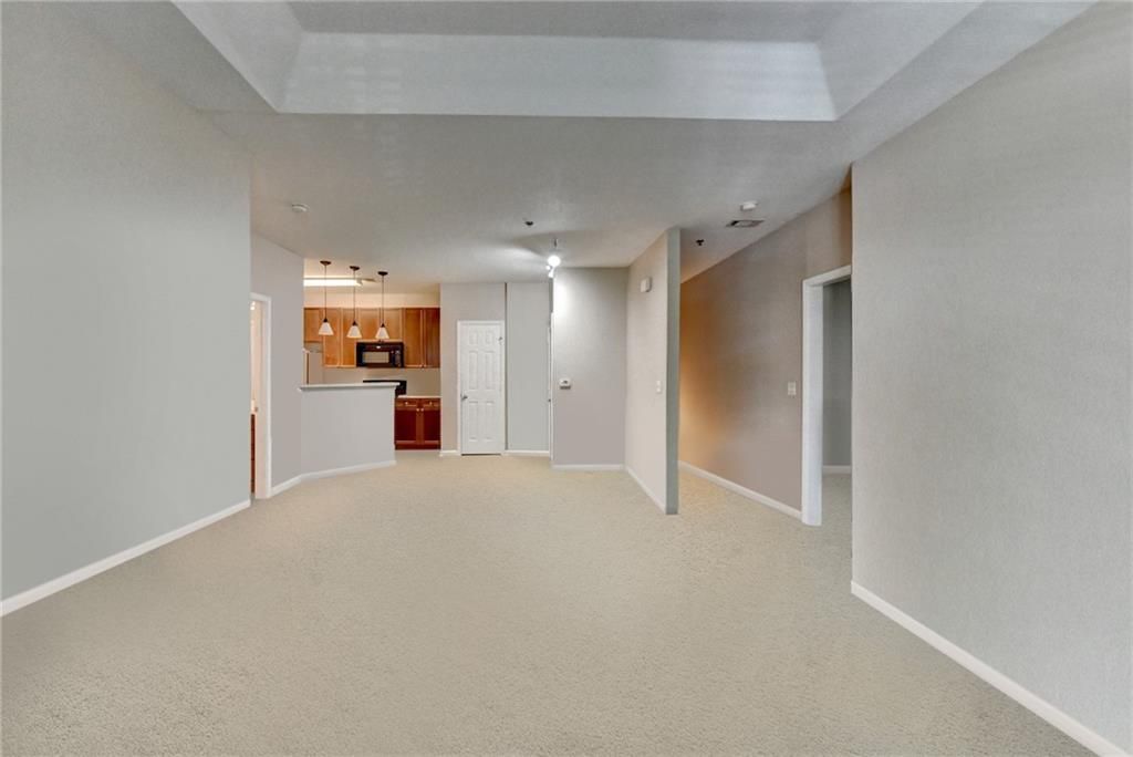 Image 6 of property listing at 3500 Sweetwater Road 522, Duluth, GA 30096