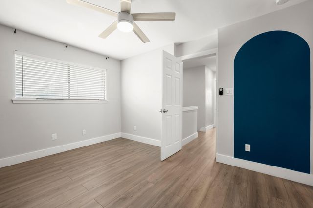 6410 Chimney Creek CIR B, Austin, TX 78723