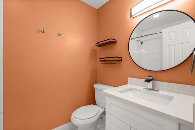 6410 Chimney Creek CIR B, Austin, TX 78723