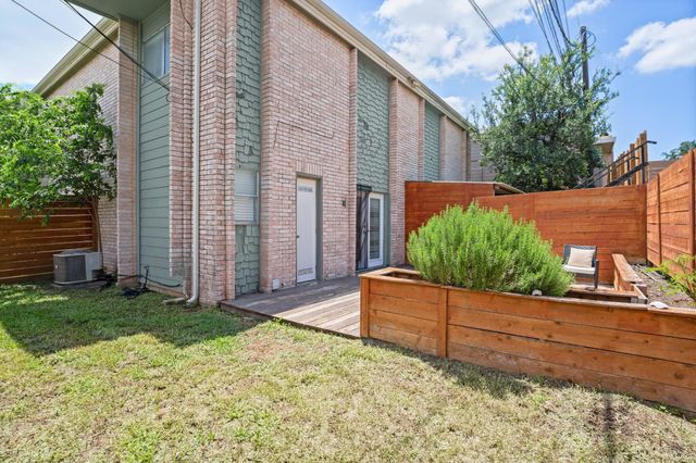 6410 Chimney Creek CIR B, Austin, TX 78723