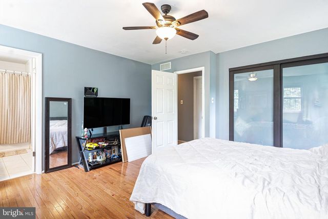 4 FAIRWAY BLVD, Pennsauken, NJ 08109