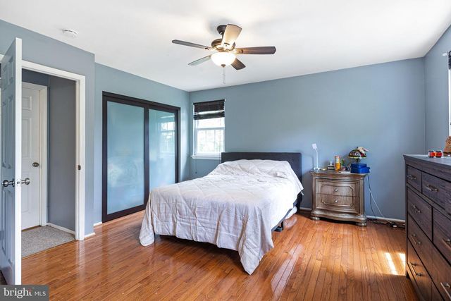 4 FAIRWAY BLVD, Pennsauken, NJ 08109
