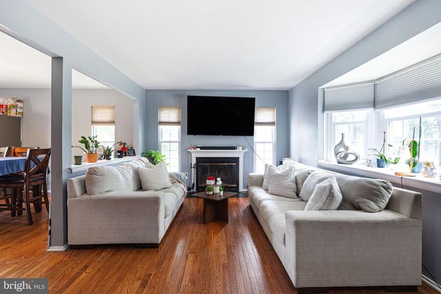 4 FAIRWAY BLVD, Pennsauken, NJ 08109