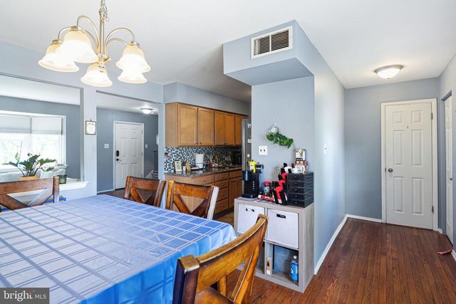 4 FAIRWAY BLVD, Pennsauken, NJ 08109