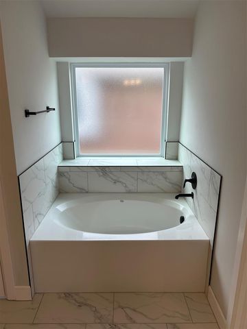 2517 NW 196th Street, Edmond, OK 73012