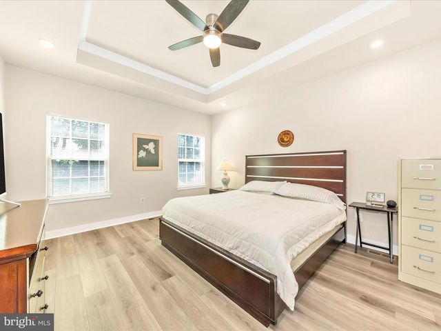 9510 NATURE TRL, Montgomery Village, MD 20886