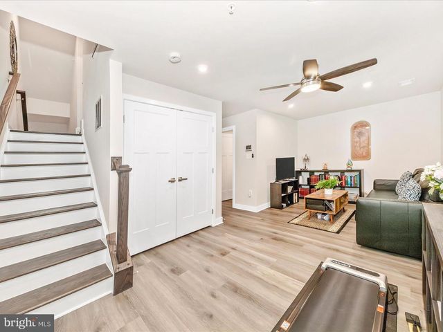 9510 NATURE TRL, Montgomery Village, MD 20886