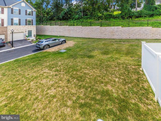 9510 NATURE TRL, Montgomery Village, MD 20886