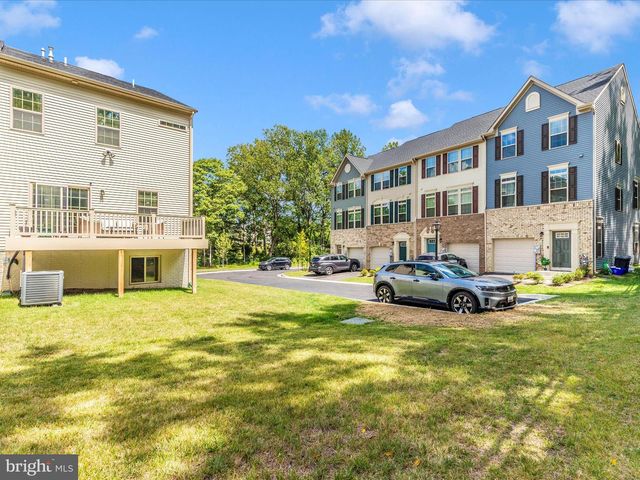 9510 NATURE TRL, Montgomery Village, MD 20886