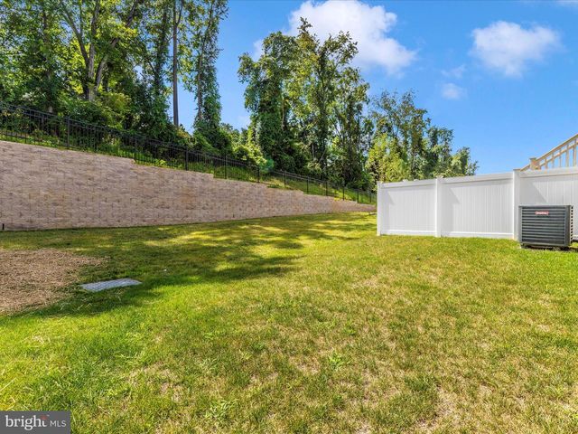 9510 NATURE TRL, Montgomery Village, MD 20886