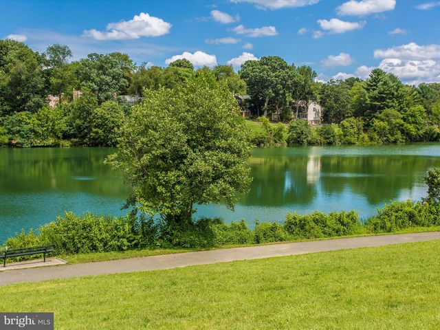 9510 NATURE TRL, Montgomery Village, MD 20886