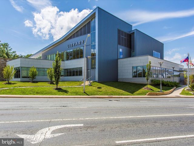 9510 NATURE TRL, Montgomery Village, MD 20886