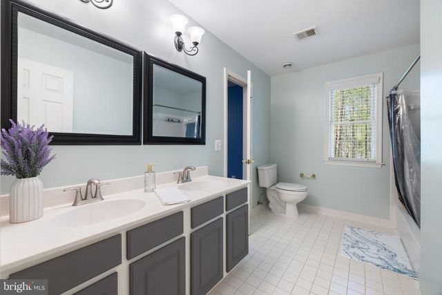 6558 STONERIDGE CT, Warrenton, VA 20187