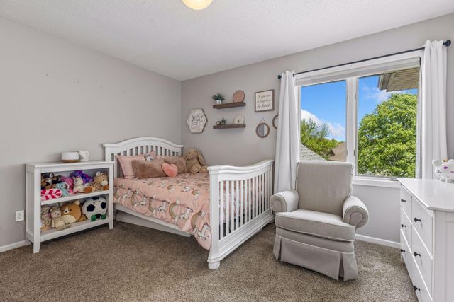 9009 Zanzibar Lane N, Maple Grove, MN 55311