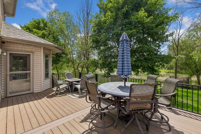 9009 Zanzibar Lane N, Maple Grove, MN 55311