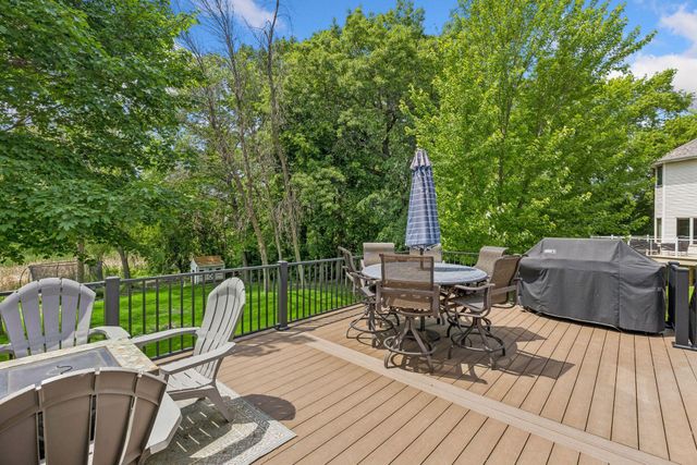 9009 Zanzibar Lane N, Maple Grove, MN 55311