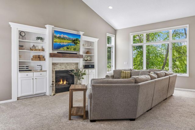 9009 Zanzibar Lane N, Maple Grove, MN 55311