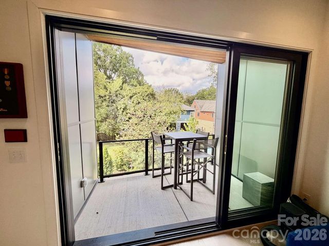 1005 Zinc Lane, Charlotte, NC 28205