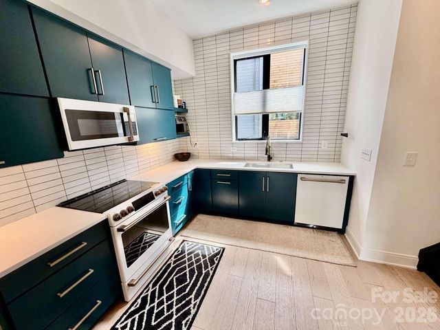 1005 Zinc Lane, Charlotte, NC 28205