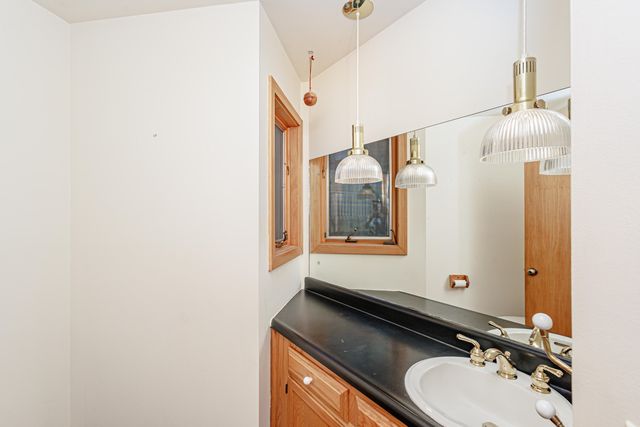 1424 BRADFORD DR, Columbia, MO 65203