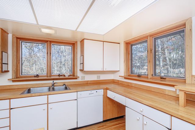 1424 BRADFORD DR, Columbia, MO 65203