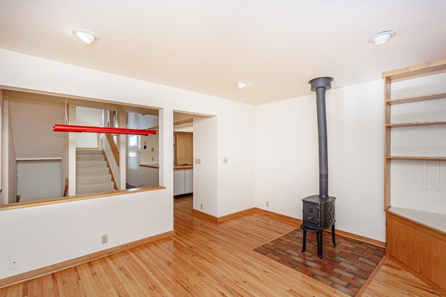 1424 BRADFORD DR, Columbia, MO 65203