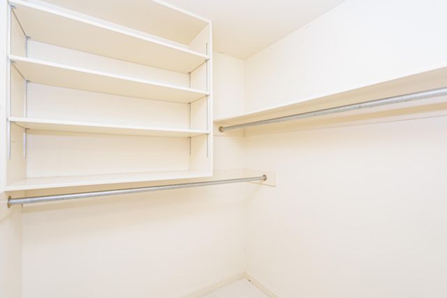 1424 BRADFORD DR, Columbia, MO 65203