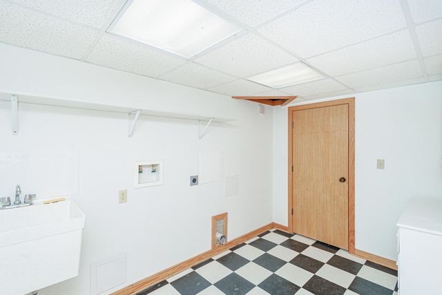 1424 BRADFORD DR, Columbia, MO 65203