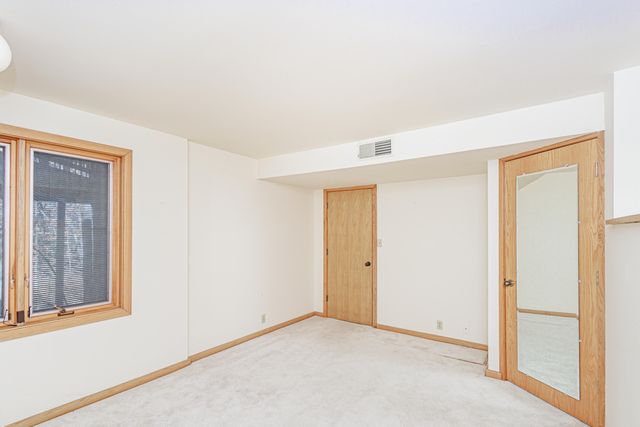 1424 BRADFORD DR, Columbia, MO 65203