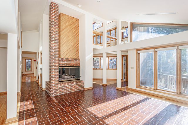 1424 BRADFORD DR, Columbia, MO 65203