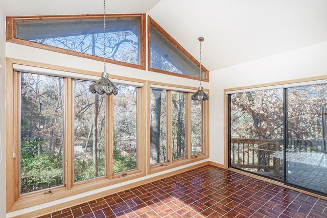 1424 BRADFORD DR, Columbia, MO 65203