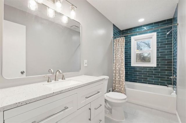 4309 Grandview Road, Kansas City, MO 64137