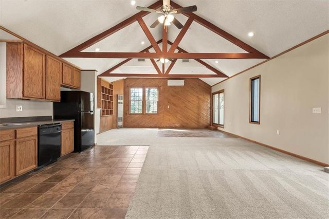 4309 Grandview Road, Kansas City, MO 64137