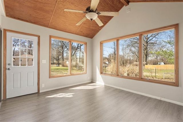 4309 Grandview Road, Kansas City, MO 64137