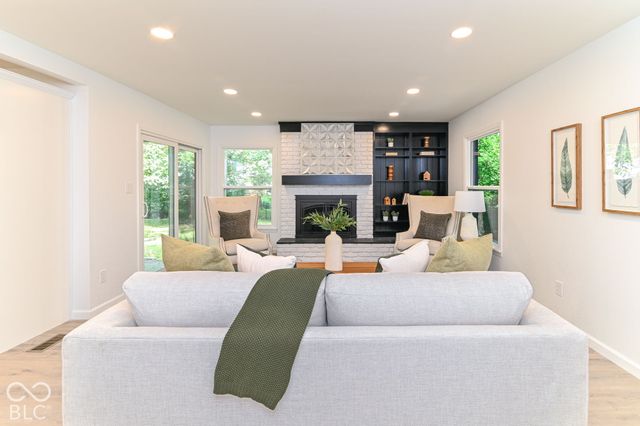 7020 Eastwick Lane, Indianapolis, IN 46256