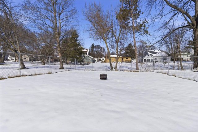 736 Ansley Avenue, Milton, WI 53563