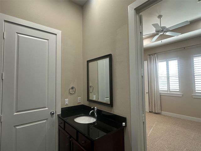 1715 W 24th Street, Houston, TX 77008