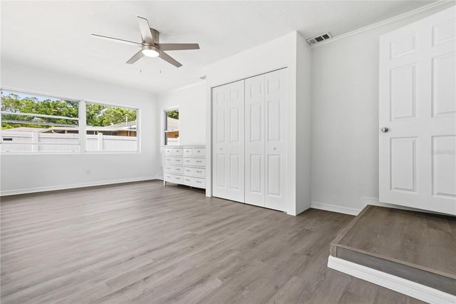 10 S ORION AVENUE, Clearwater, FL 33765
