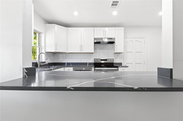 10 S ORION AVENUE, Clearwater, FL 33765