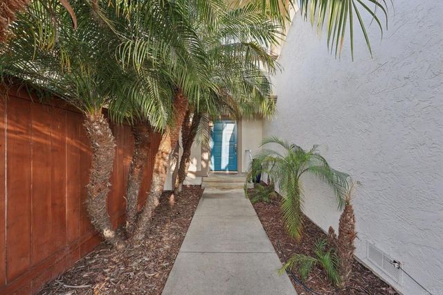 6712 Cantil Street, Carlsbad, CA 92009