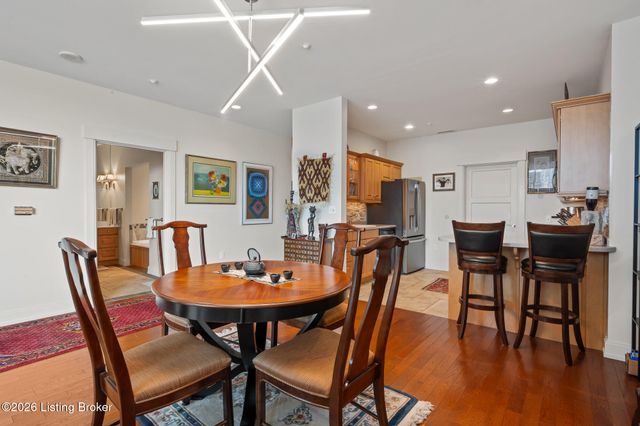 222 E Witherspoon St UNIT 806, Louisville, KY 40202