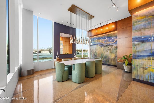 222 E Witherspoon St UNIT 806, Louisville, KY 40202