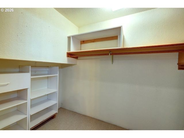 91828 AKERSTEDT Rd, Astoria, OR 97103