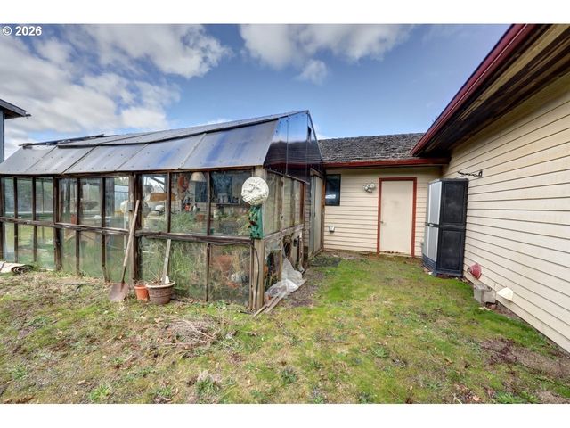 91828 AKERSTEDT Rd, Astoria, OR 97103
