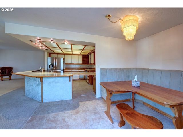 91828 AKERSTEDT Rd, Astoria, OR 97103